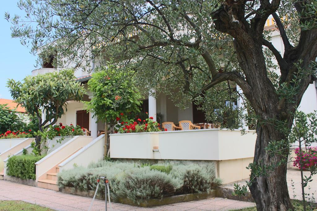 Villa Margareta Sukošan Buitenkant foto